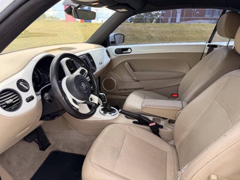 2017 Volkswagen Beetle 11