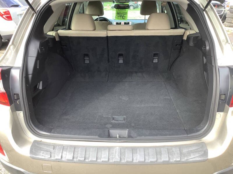 2015 Subaru Outback 13