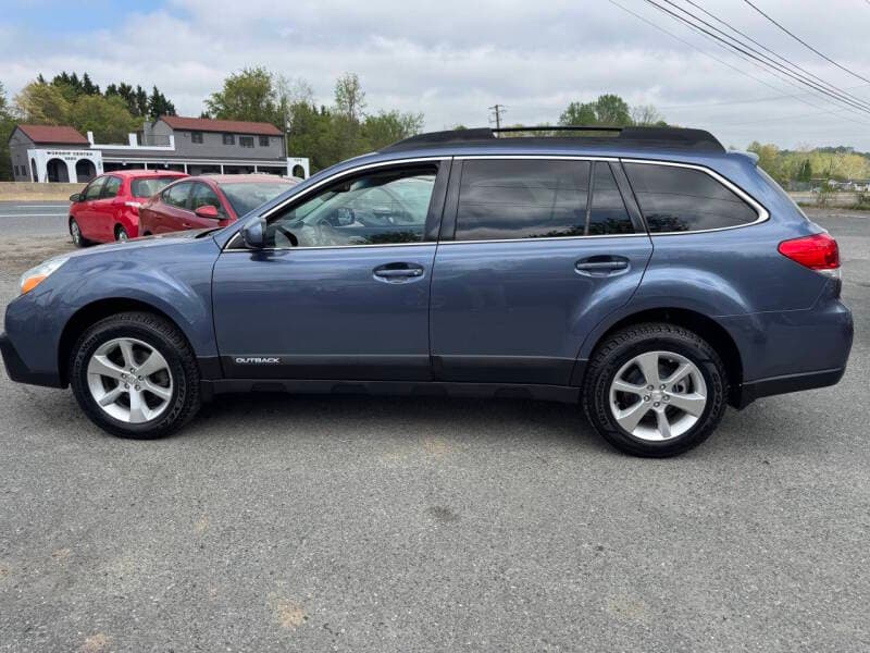 2014 Subaru Outback 18