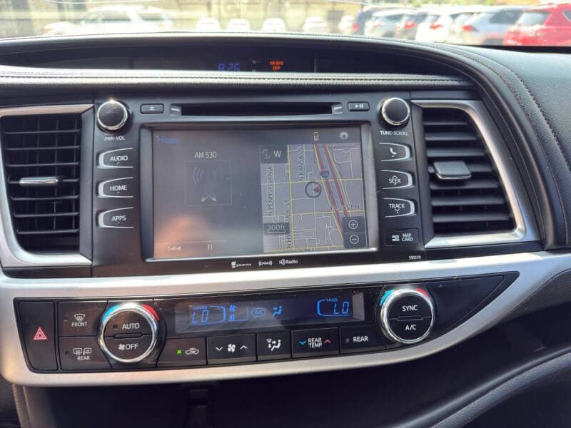 2017 Toyota Highlander 15