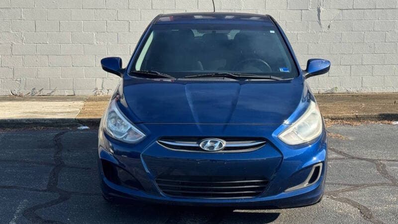 2016 Hyundai Accent 4