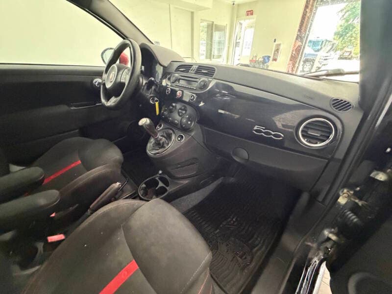 2014 FIAT 500 16