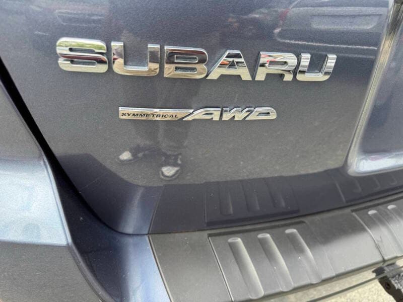 2014 Subaru Outback 23