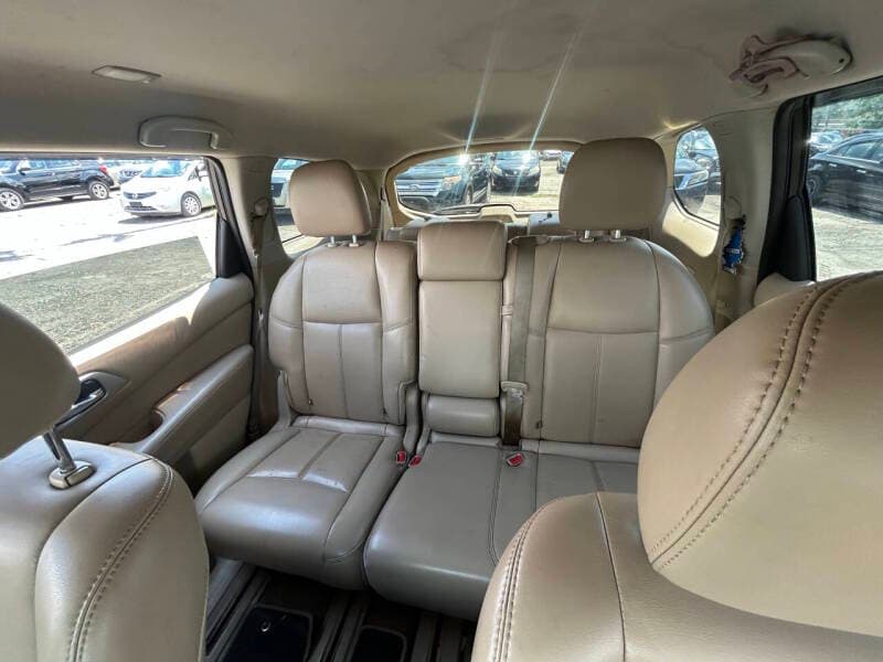 2015 Nissan Pathfinder 6