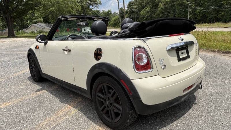 2014 MINI Cooper 7
