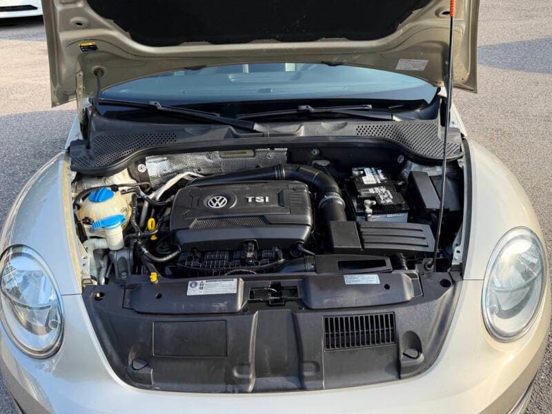 2014 Volkswagen Beetle 21