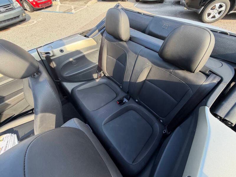 2014 Volkswagen Beetle 30
