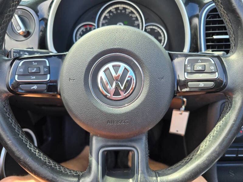 2014 Volkswagen Beetle 22