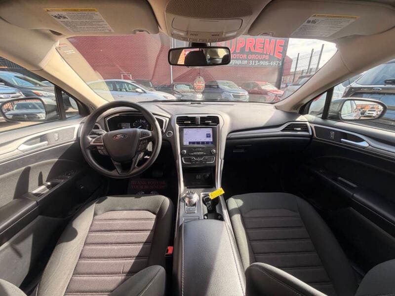 2020 Ford Fusion Hybrid 8