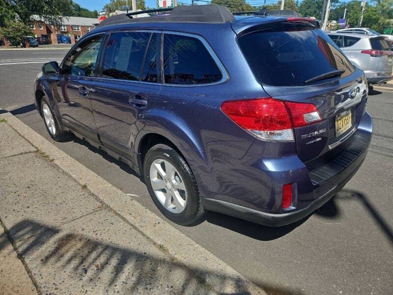 2014 Subaru Outback 2