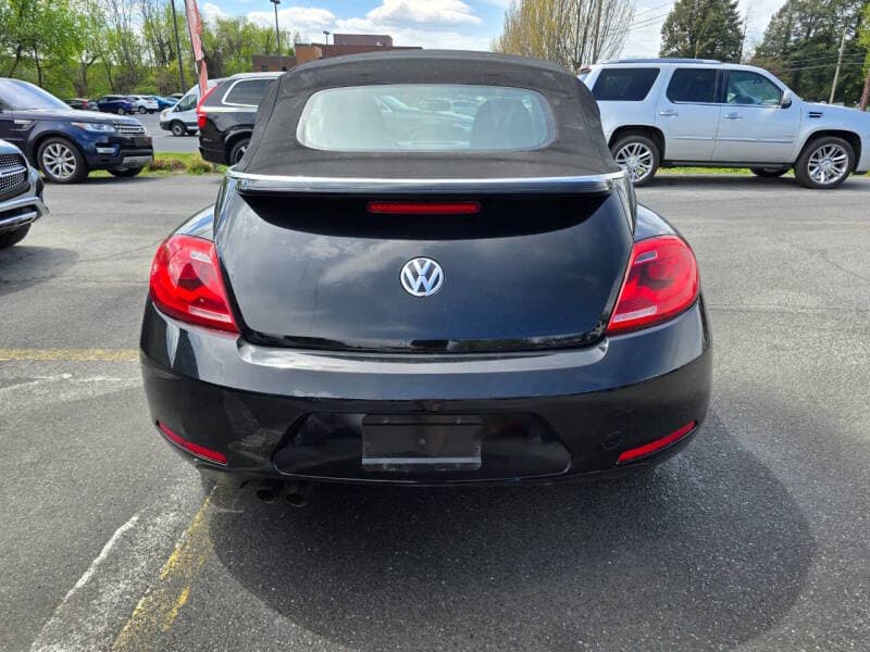 2014 Volkswagen Beetle 7