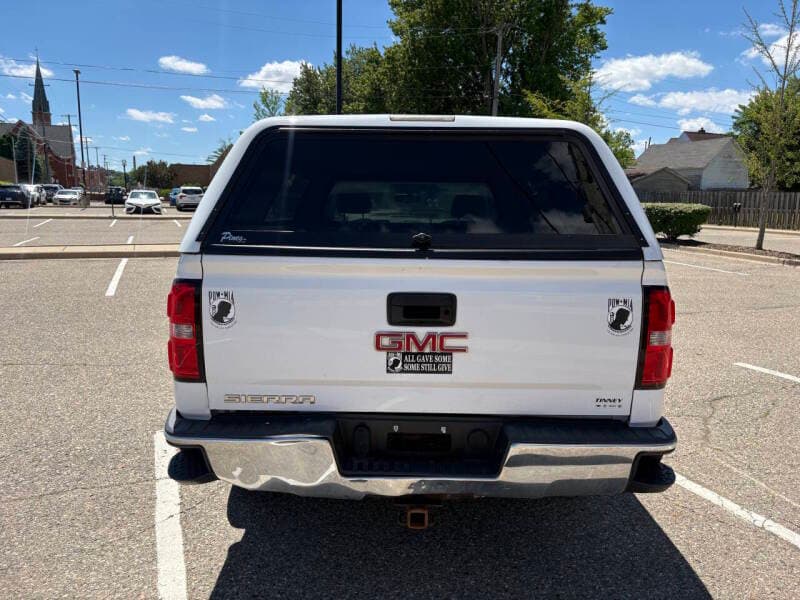 2015 GMC Sierra 1500 10