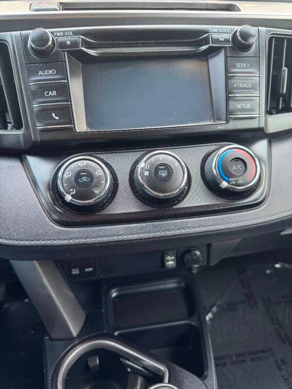 2017 Toyota RAV4 12