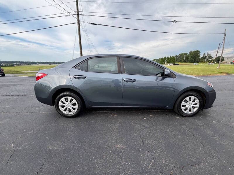 2014 Toyota Corolla 10