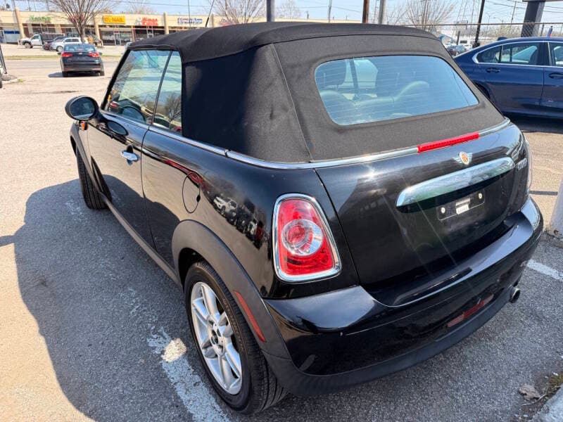 2014 MINI Cooper 11