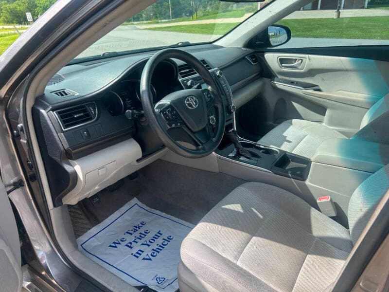 2017 Toyota Camry 9