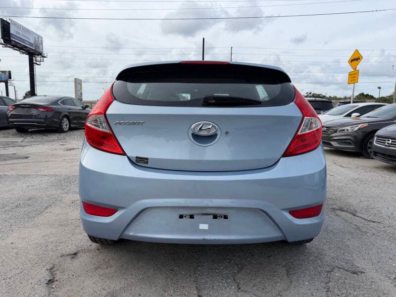 2014 Hyundai Accent 4