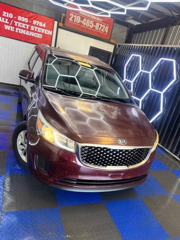 2016 Kia Sedona 3