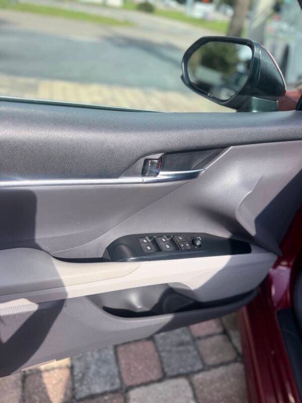 2018 Toyota Camry 11