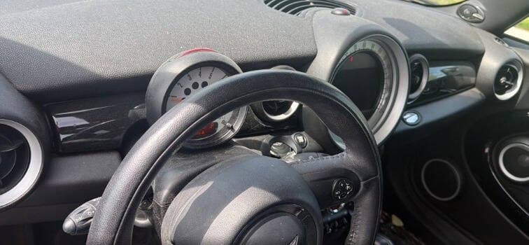 2014 MINI Cooper 4