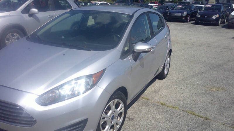 2015 Ford Fiesta 12