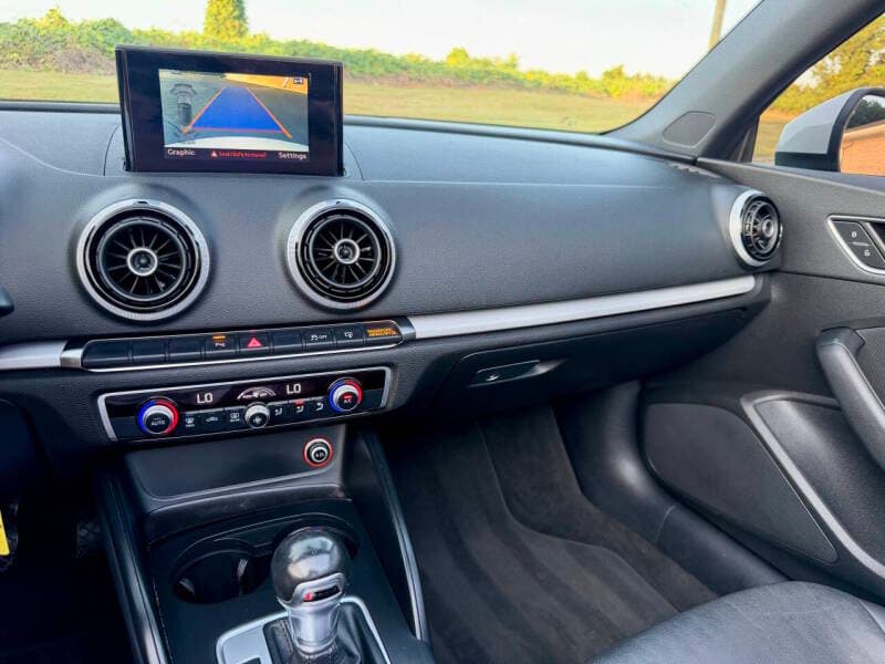 2016 Audi A3 Cabriolet 24