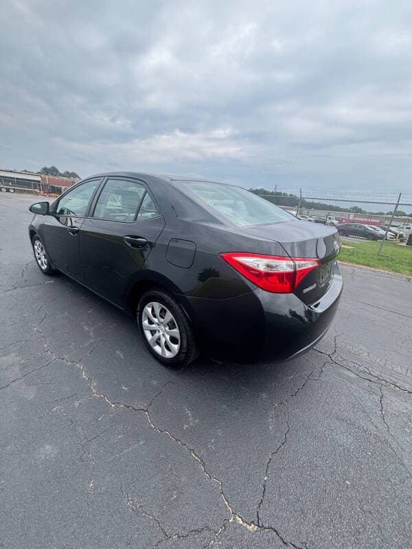 2015 Toyota Corolla 8