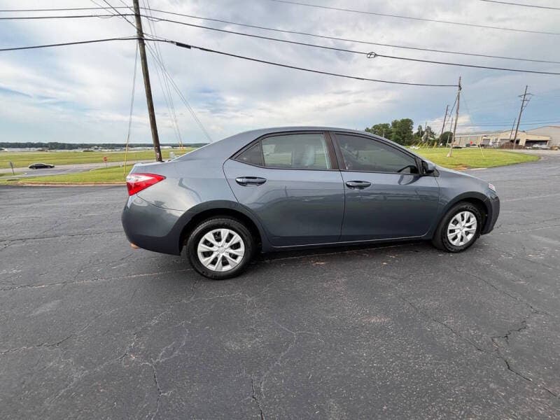 2014 Toyota Corolla 11