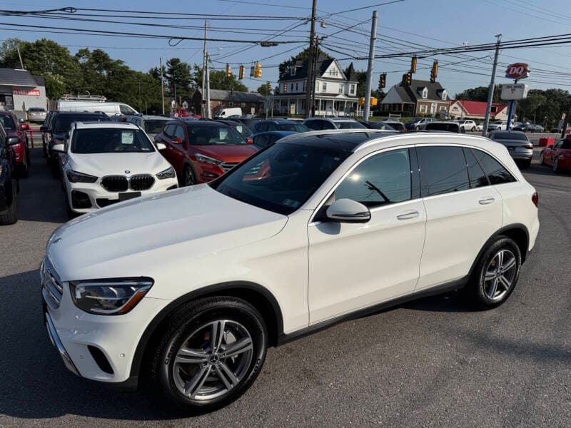 2021 Mercedes-Benz GLC 29