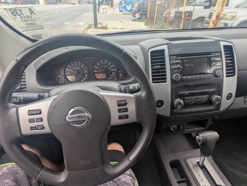 2014 Nissan Frontier 17