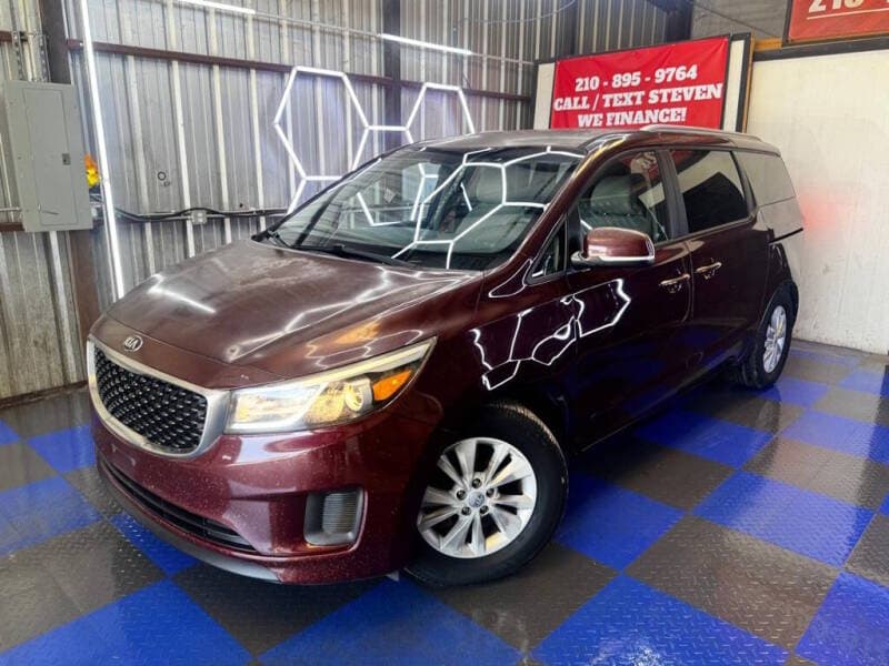 2016 Kia Sedona 9