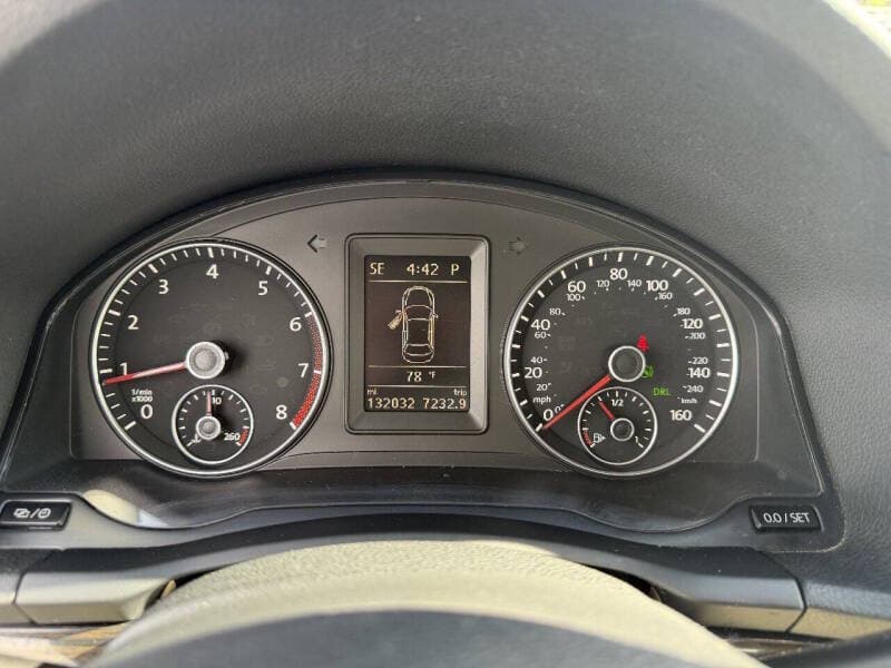 2015 Volkswagen Eos 11