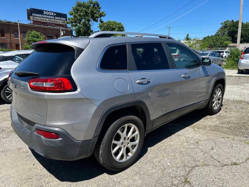 2015 Jeep Cherokee 2