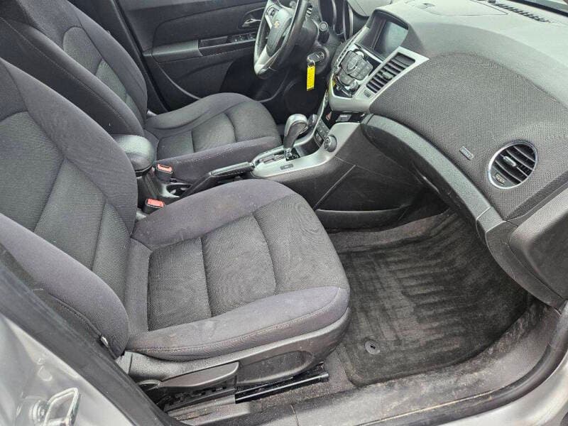 2014 Chevrolet Cruze 13