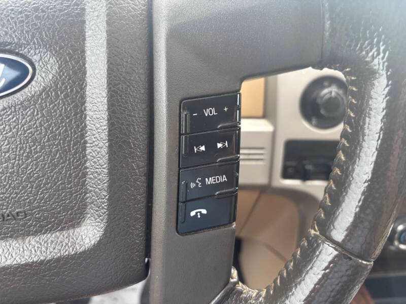 2014 Ford F-150 25