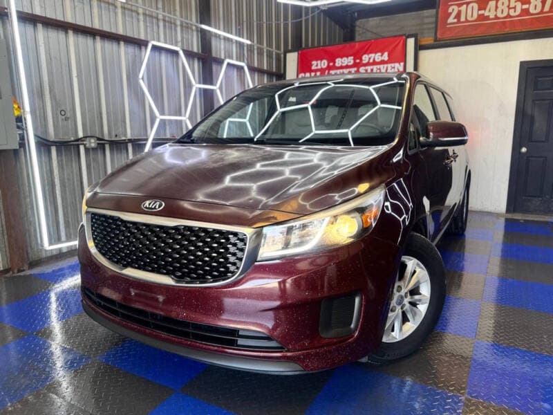 2016 Kia Sedona 6