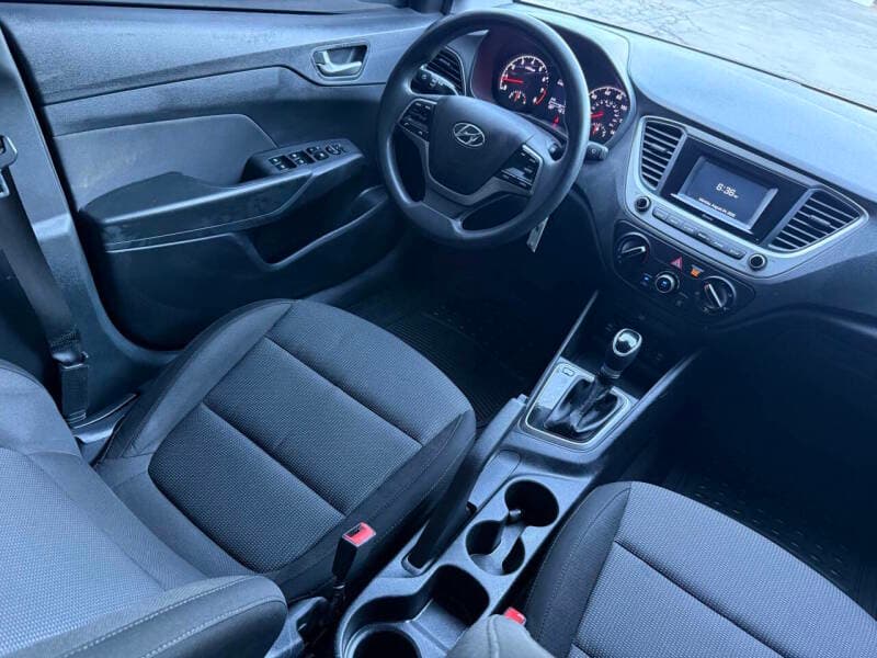 2022 Hyundai Accent 9