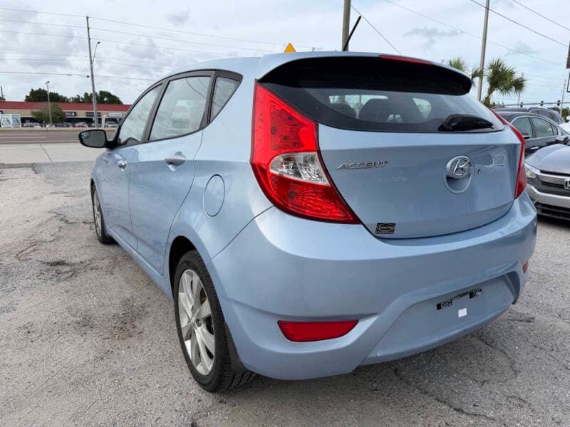 2014 Hyundai Accent 3