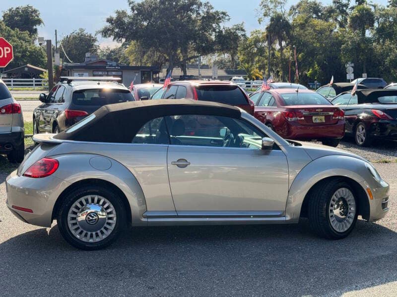 2014 Volkswagen Beetle 15