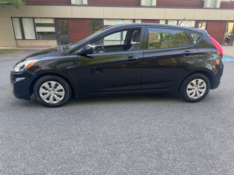 2016 Hyundai Accent 6