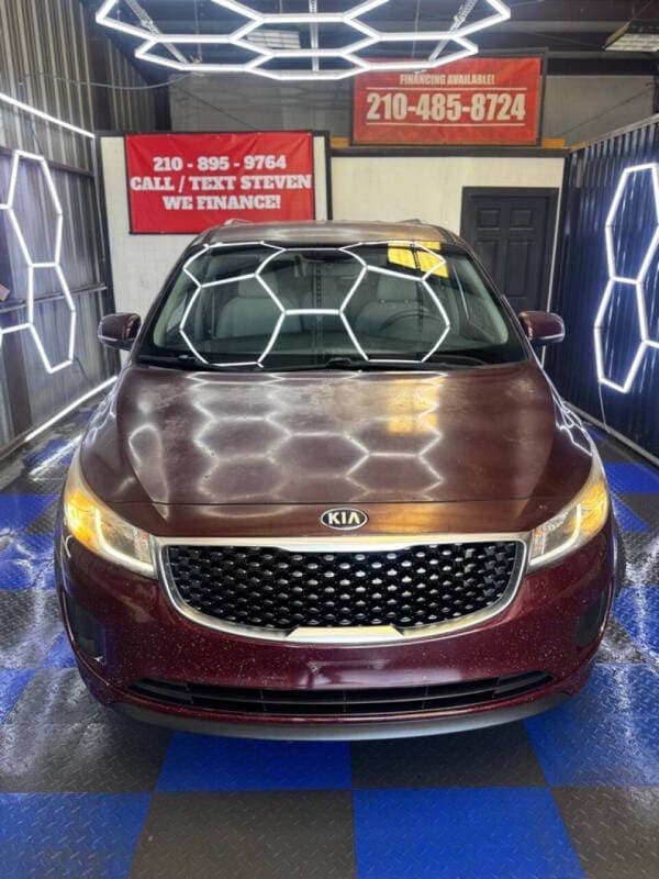2016 Kia Sedona 5