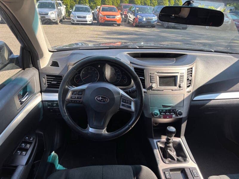 2014 Subaru Outback 10