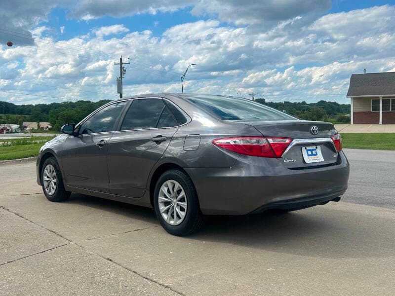2017 Toyota Camry 5