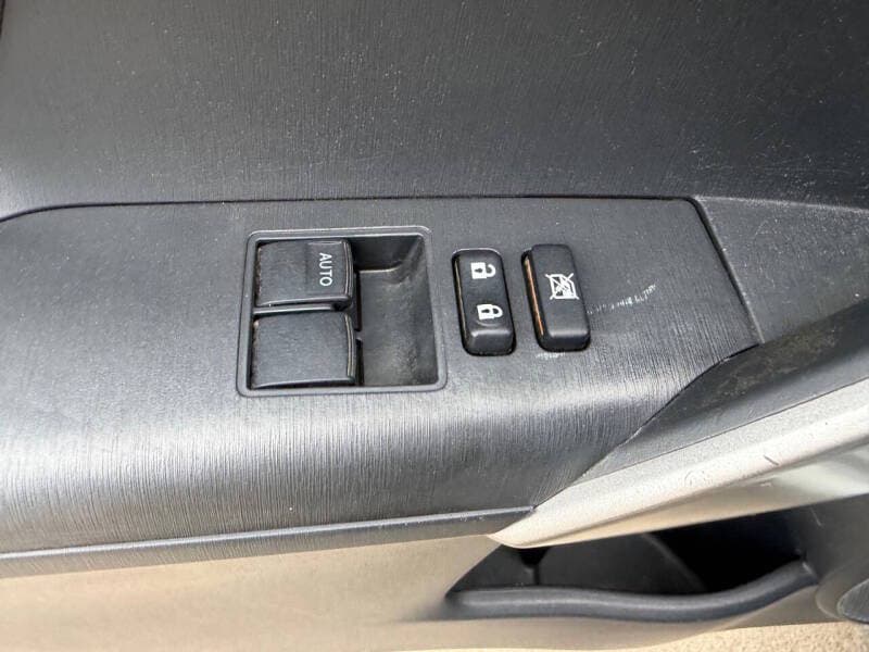 2014 Scion tC 23