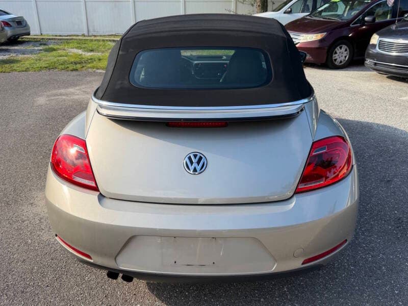 2014 Volkswagen Beetle 3