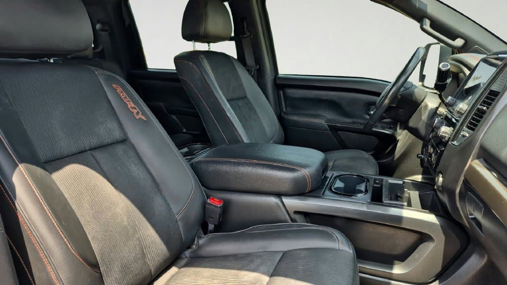 2024 Nissan Titan XD 28
