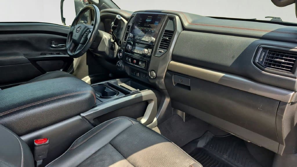 2024 Nissan Titan XD 27