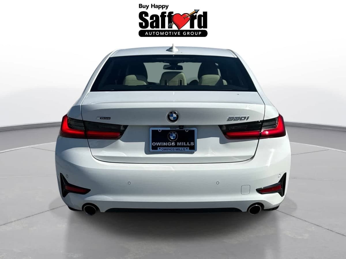 2021 BMW 3 Series 13