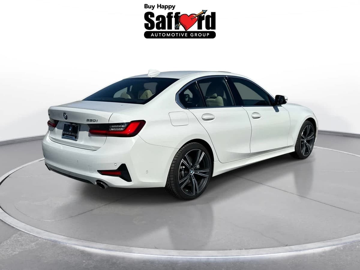 2021 BMW 3 Series 17