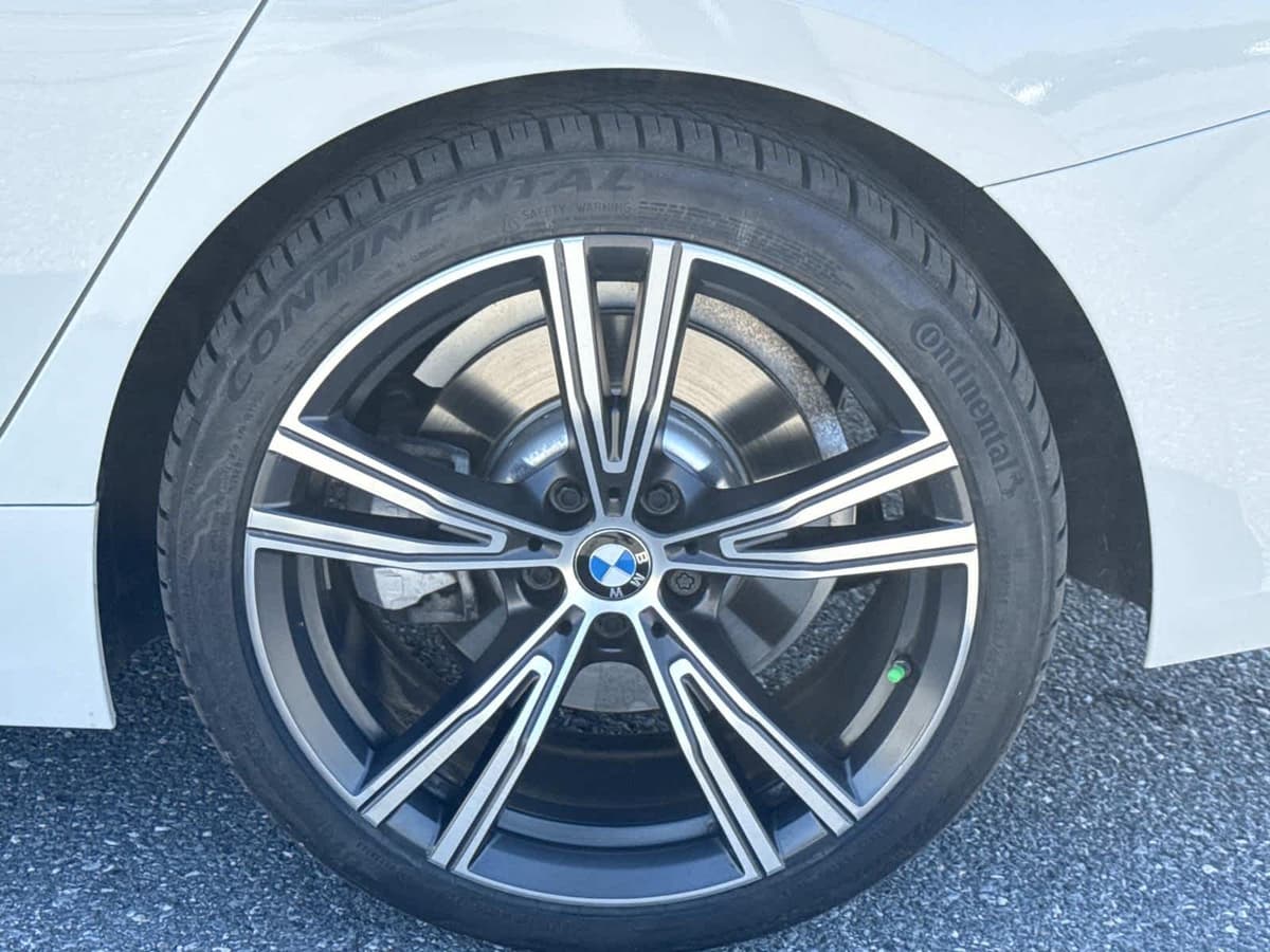 2021 BMW 3 Series 23